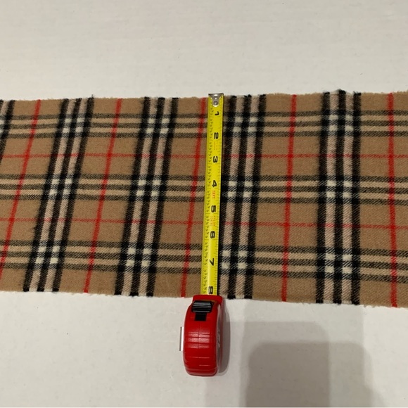 Burberrys Nova Check Plaid Scarf 70% Cashmere 30% Wool - Picture 5 of 7